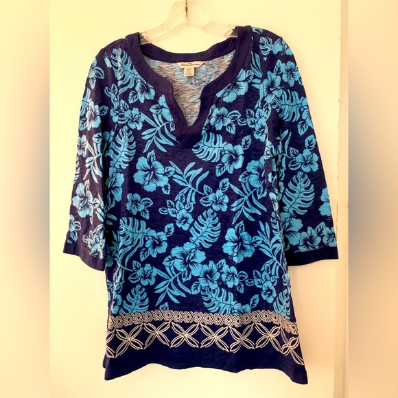Tommy Bahama top - Picture 1 of 4